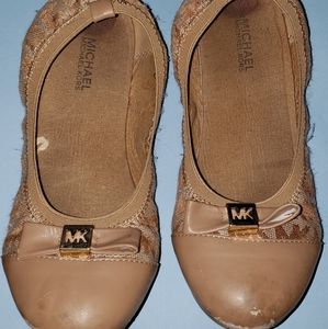 MK girls slip on flats